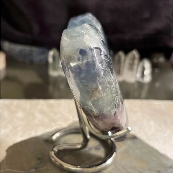 Rare Feather Fluorite Crystal Heart With Stand 365g - Picture 6 of 16